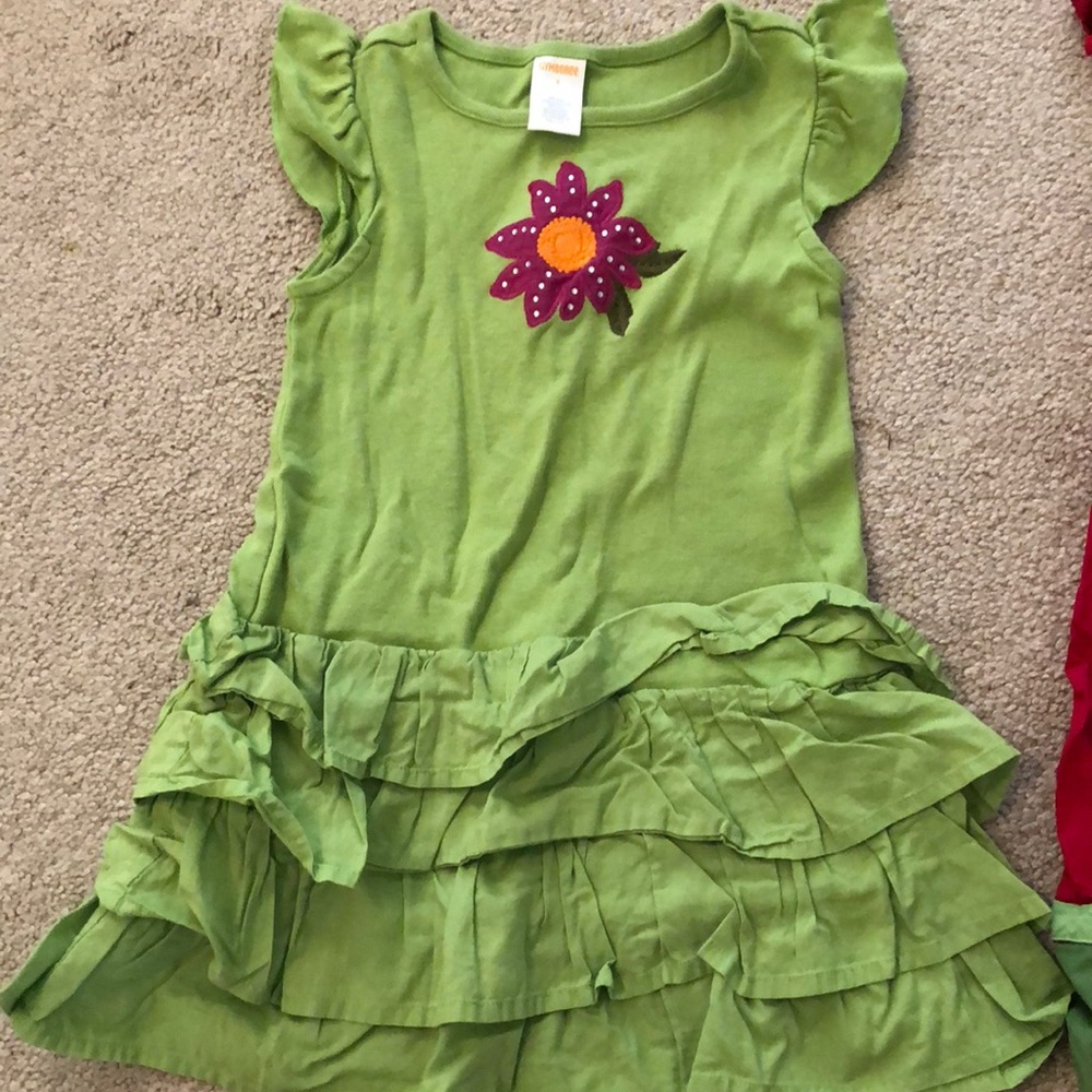 Girls dresses - Picture 2 of 4